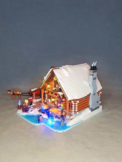 Aurora Cabin Building Set with LED Lights – 2425 Pieces