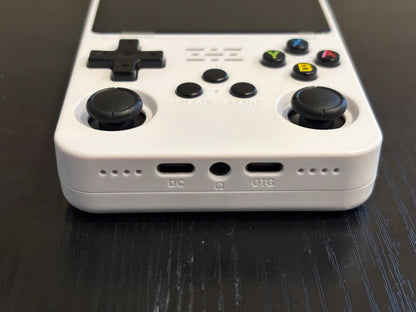 Retro Handheld Game Console R36S 64/128/256 GB